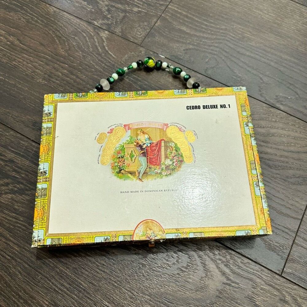 Romeo Y Julieta Vintage Cigar Box Purse Handbag Bag